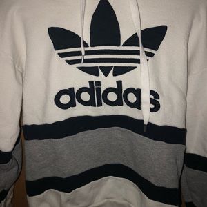 Adidas Sweatshirt